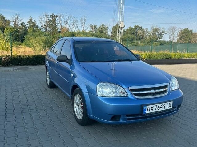 Синій Шевроле Лачетті, об'ємом двигуна 1.6 л та пробігом 267 тис. км за 2999 $, фото 1 на Automoto.ua