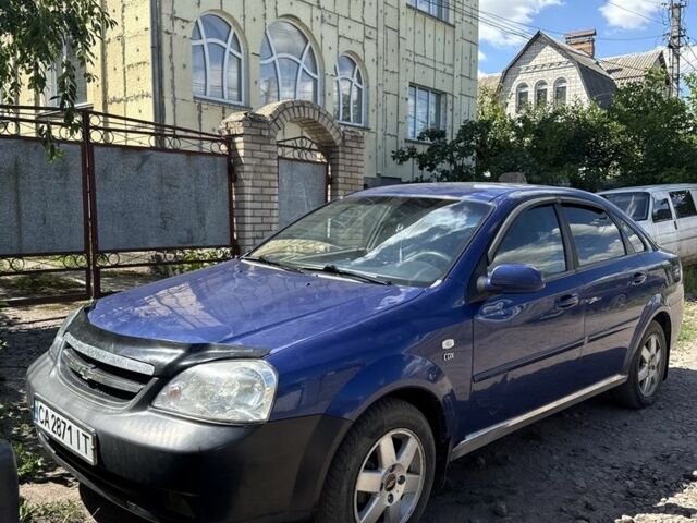 Синий Шевроле Лачетти, объемом двигателя 1.8 л и пробегом 200 тыс. км за 2547 $, фото 1 на Automoto.ua