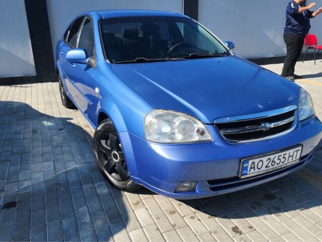Синий Шевроле Лачетти, объемом двигателя 1.8 л и пробегом 285 тыс. км за 3000 $, фото 1 на Automoto.ua
