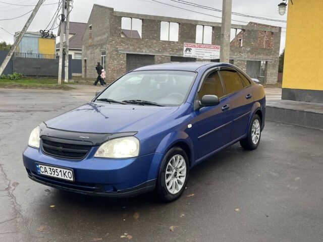Синий Шевроле Лачетти, объемом двигателя 1.6 л и пробегом 165 тыс. км за 3550 $, фото 1 на Automoto.ua