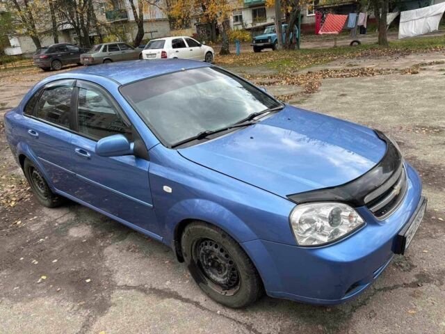 Синий Шевроле Лачетти, объемом двигателя 1.8 л и пробегом 162 тыс. км за 4000 $, фото 1 на Automoto.ua