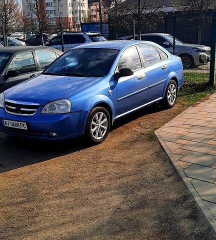 Синій Шевроле Лачетті, об'ємом двигуна 1.6 л та пробігом 250 тис. км за 2800 $, фото 1 на Automoto.ua
