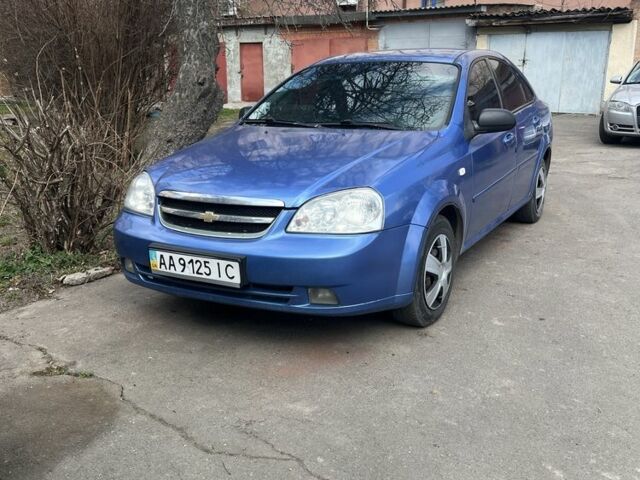 Синий Шевроле Лачетти, объемом двигателя 1.6 л и пробегом 268 тыс. км за 3000 $, фото 1 на Automoto.ua
