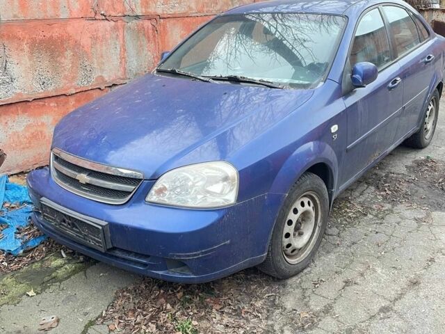 Синий Шевроле Лачетти, объемом двигателя 1.8 л и пробегом 250 тыс. км за 2000 $, фото 1 на Automoto.ua