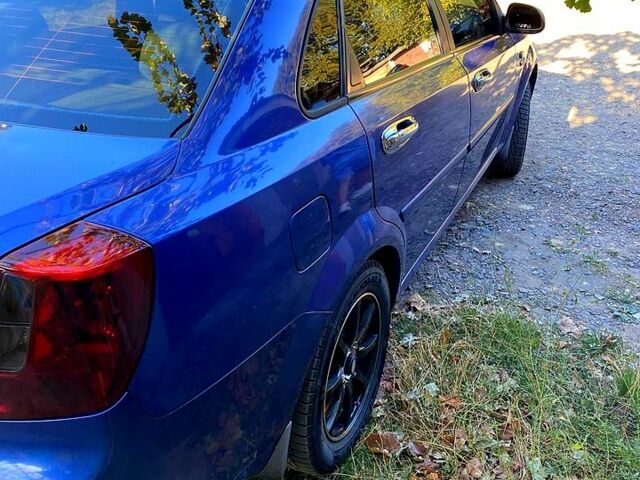 Синий Шевроле Лачетти, объемом двигателя 1.6 л и пробегом 360 тыс. км за 4600 $, фото 1 на Automoto.ua