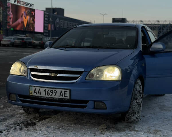Синий Шевроле Лачетти, объемом двигателя 1.8 л и пробегом 650 тыс. км за 3350 $, фото 1 на Automoto.ua
