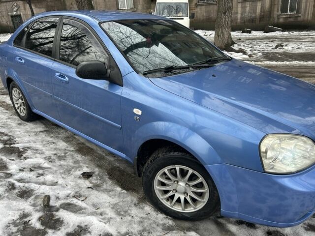 Синий Шевроле Лачетти, объемом двигателя 1.6 л и пробегом 200 тыс. км за 3999 $, фото 1 на Automoto.ua