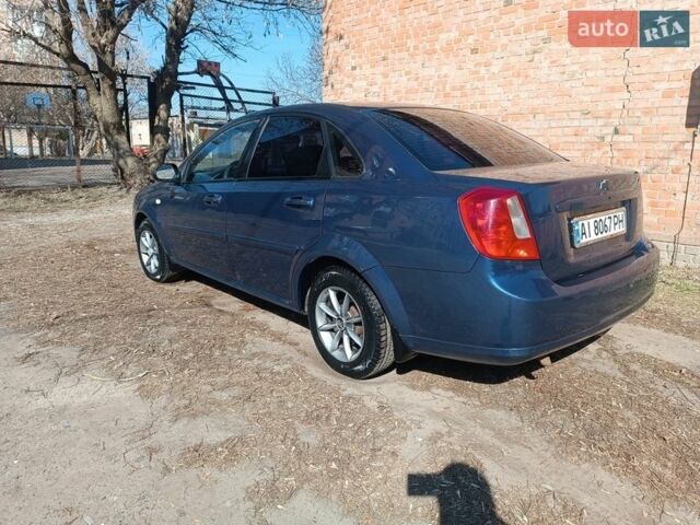Синий Шевроле Лачетти, объемом двигателя 1.6 л и пробегом 290 тыс. км за 3900 $, фото 1 на Automoto.ua
