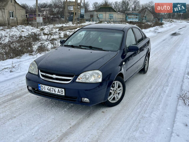 Синий Шевроле Лачетти, объемом двигателя 1.8 л и пробегом 273 тыс. км за 3600 $, фото 1 на Automoto.ua