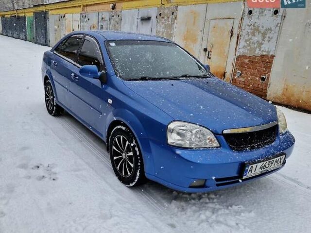 Синий Шевроле Лачетти, объемом двигателя 1.8 л и пробегом 260 тыс. км за 4000 $, фото 1 на Automoto.ua