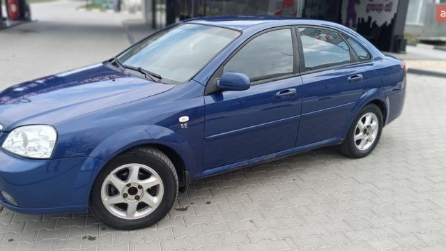 Синий Шевроле Лачетти, объемом двигателя 1.6 л и пробегом 281 тыс. км за 3550 $, фото 1 на Automoto.ua