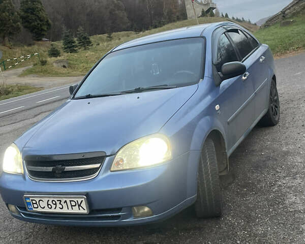 Синий Шевроле Лачетти, объемом двигателя 1.6 л и пробегом 230 тыс. км за 3000 $, фото 1 на Automoto.ua
