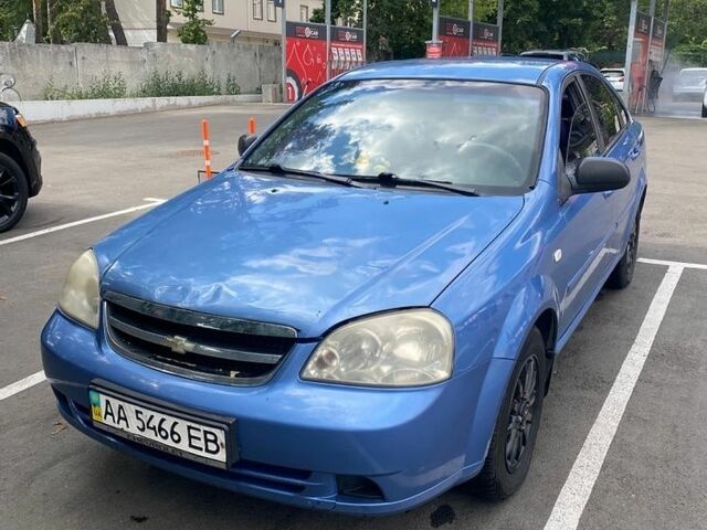 Синий Шевроле Лачетти, объемом двигателя 1.6 л и пробегом 290 тыс. км за 2200 $, фото 1 на Automoto.ua