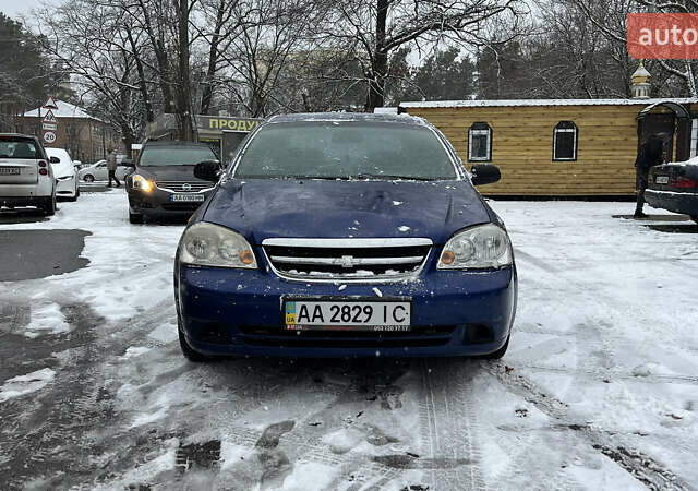 Синий Шевроле Лачетти, объемом двигателя 1.6 л и пробегом 270 тыс. км за 2250 $, фото 1 на Automoto.ua