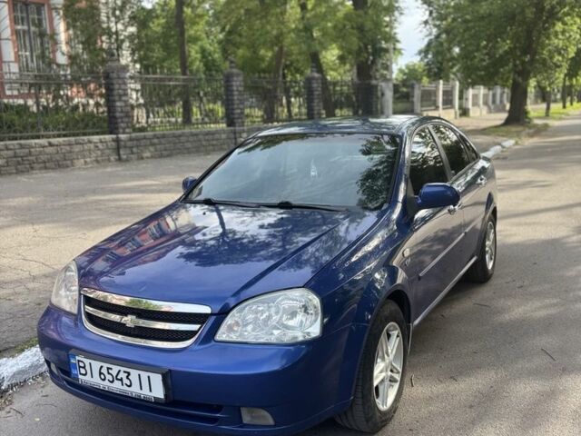 Синій Шевроле Лачетті, об'ємом двигуна 1.8 л та пробігом 131 тис. км за 3711 $, фото 1 на Automoto.ua