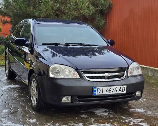 Синий Шевроле Лачетти, объемом двигателя 1.8 л и пробегом 270 тыс. км за 3700 $, фото 1 на Automoto.ua