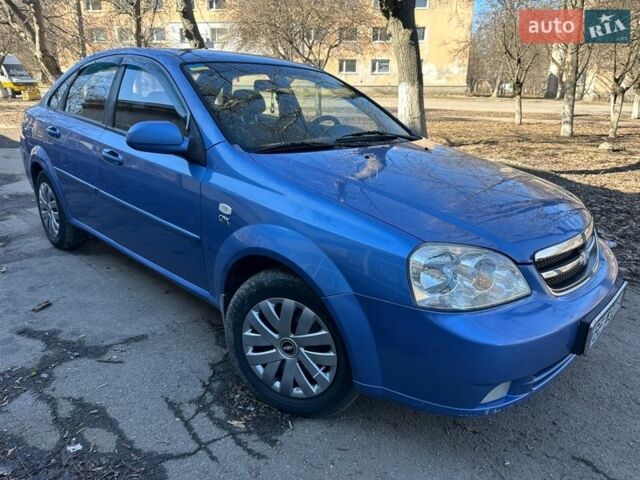 Синий Шевроле Лачетти, объемом двигателя 1.8 л и пробегом 201 тыс. км за 3350 $, фото 1 на Automoto.ua