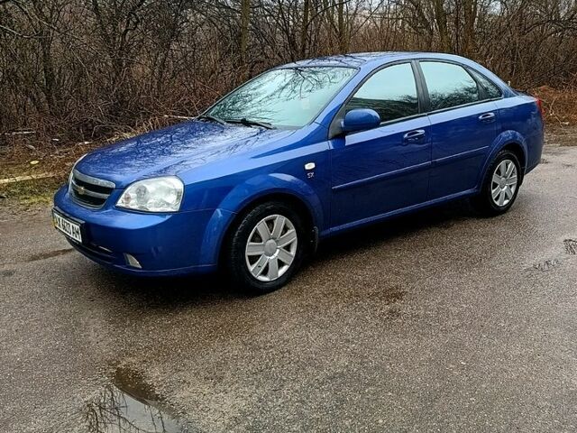 Синий Шевроле Лачетти, объемом двигателя 1.8 л и пробегом 196 тыс. км за 3299 $, фото 1 на Automoto.ua