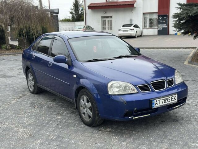 Синий Шевроле Лачетти, объемом двигателя 1.6 л и пробегом 250 тыс. км за 2550 $, фото 1 на Automoto.ua