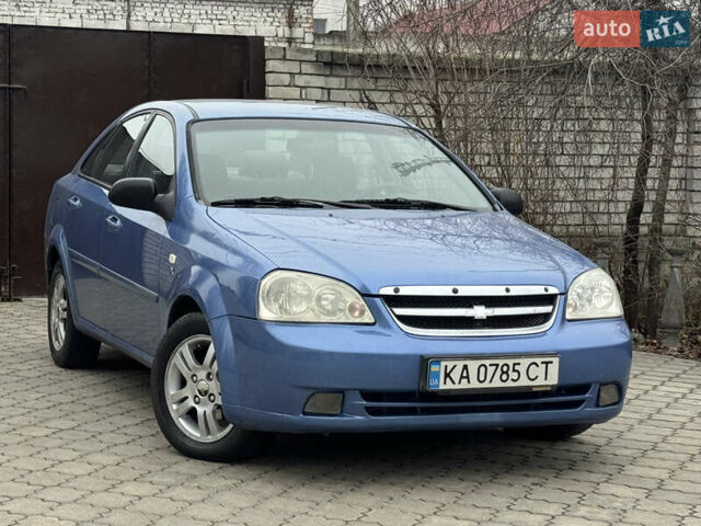 Синий Шевроле Лачетти, объемом двигателя 1.8 л и пробегом 178 тыс. км за 3950 $, фото 1 на Automoto.ua