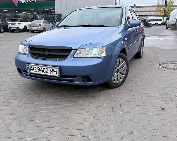 Синий Шевроле Лачетти, объемом двигателя 1.8 л и пробегом 105 тыс. км за 4500 $, фото 1 на Automoto.ua