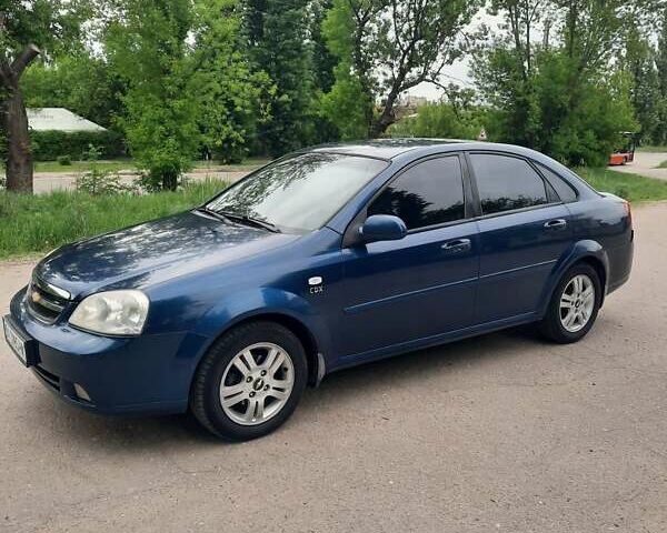 Синий Шевроле Лачетти, объемом двигателя 1.8 л и пробегом 212 тыс. км за 4500 $, фото 1 на Automoto.ua
