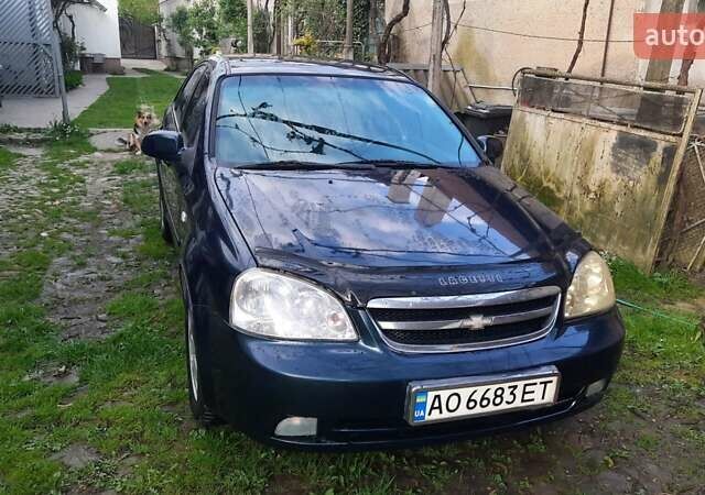 Синий Шевроле Лачетти, объемом двигателя 1.8 л и пробегом 156 тыс. км за 4050 $, фото 1 на Automoto.ua