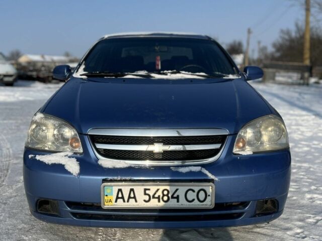 Синий Шевроле Лачетти, объемом двигателя 1.8 л и пробегом 244 тыс. км за 3800 $, фото 1 на Automoto.ua