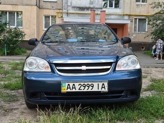 Синий Шевроле Лачетти, объемом двигателя 1.6 л и пробегом 450 тыс. км за 4300 $, фото 1 на Automoto.ua
