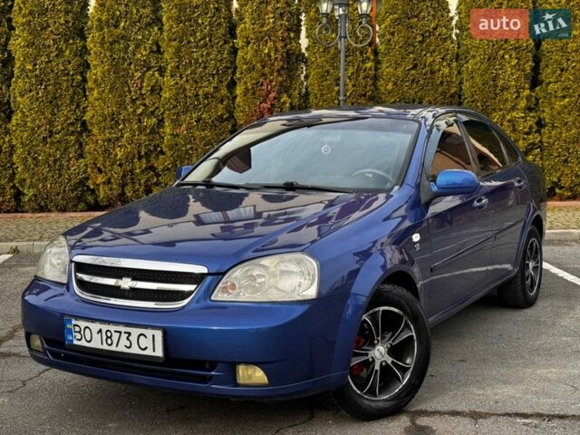 Синий Шевроле Лачетти, объемом двигателя 1.6 л и пробегом 306 тыс. км за 3899 $, фото 1 на Automoto.ua
