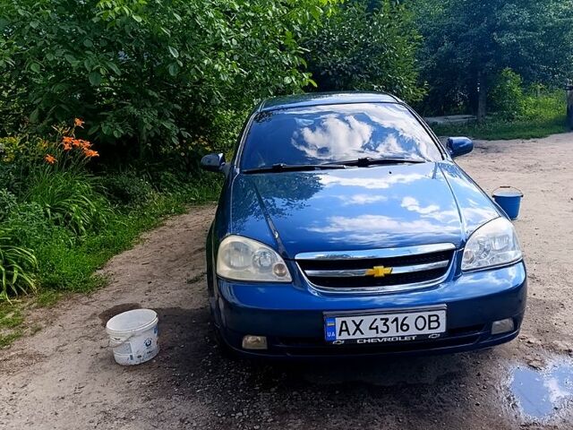 Синій Шевроле Лачетті, об'ємом двигуна 1.8 л та пробігом 241 тис. км за 4500 $, фото 1 на Automoto.ua