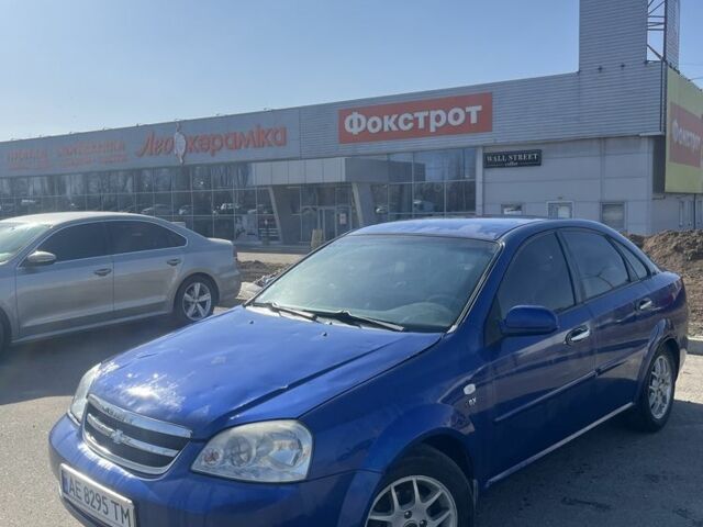 Синий Шевроле Лачетти, объемом двигателя 1.8 л и пробегом 320 тыс. км за 2850 $, фото 1 на Automoto.ua