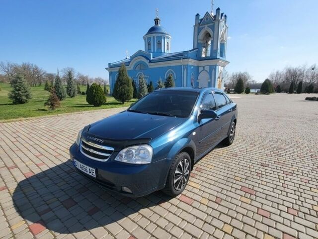 Синий Шевроле Лачетти, объемом двигателя 2 л и пробегом 222 тыс. км за 3700 $, фото 1 на Automoto.ua