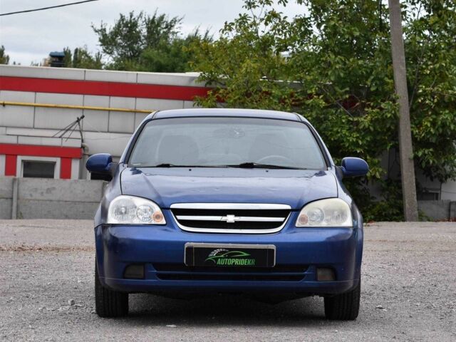 Синий Шевроле Лачетти, объемом двигателя 1.8 л и пробегом 321 тыс. км за 3450 $, фото 1 на Automoto.ua