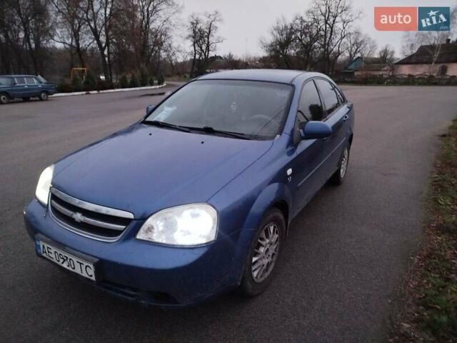 Синий Шевроле Лачетти, объемом двигателя 1.8 л и пробегом 260 тыс. км за 4500 $, фото 1 на Automoto.ua