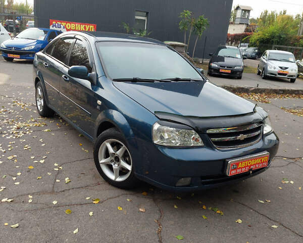 Синий Шевроле Лачетти, объемом двигателя 1.8 л и пробегом 190 тыс. км за 4300 $, фото 1 на Automoto.ua
