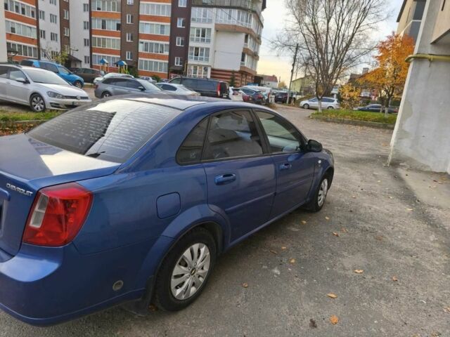 Синий Шевроле Лачетти, объемом двигателя 1.6 л и пробегом 200 тыс. км за 3550 $, фото 1 на Automoto.ua
