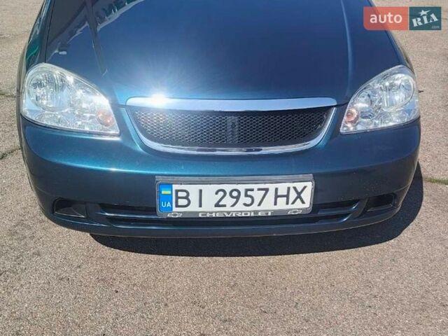Синий Шевроле Лачетти, объемом двигателя 1.6 л и пробегом 160 тыс. км за 5000 $, фото 1 на Automoto.ua