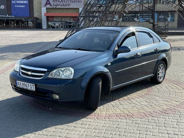 Синий Шевроле Лачетти, объемом двигателя 1.8 л и пробегом 240 тыс. км за 3650 $, фото 1 на Automoto.ua