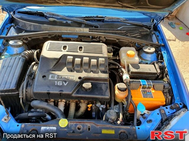 Синий Шевроле Лачетти, объемом двигателя 1.6 л и пробегом 330 тыс. км за 3900 $, фото 1 на Automoto.ua