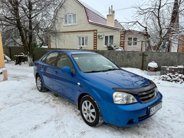 Синий Шевроле Лачетти, объемом двигателя 1.8 л и пробегом 193 тыс. км за 4300 $, фото 1 на Automoto.ua
