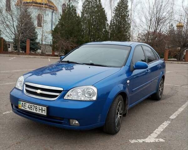 Синий Шевроле Лачетти, объемом двигателя 1.8 л и пробегом 220 тыс. км за 5700 $, фото 1 на Automoto.ua