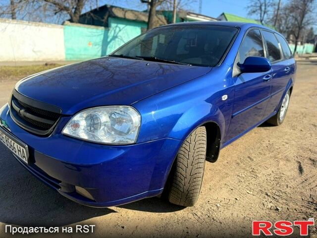 Синий Шевроле Лачетти, объемом двигателя 1.8 л и пробегом 180 тыс. км за 3999 $, фото 1 на Automoto.ua