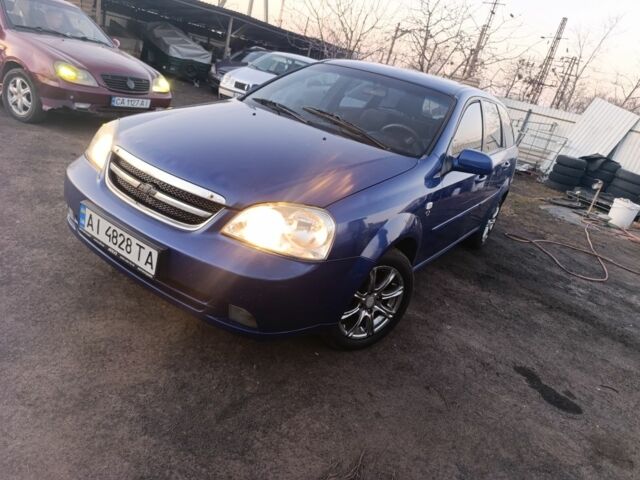 Синий Шевроле Лачетти, объемом двигателя 1.8 л и пробегом 280 тыс. км за 2700 $, фото 1 на Automoto.ua