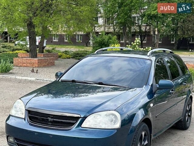 Синий Шевроле Лачетти, объемом двигателя 1.8 л и пробегом 322 тыс. км за 5200 $, фото 1 на Automoto.ua