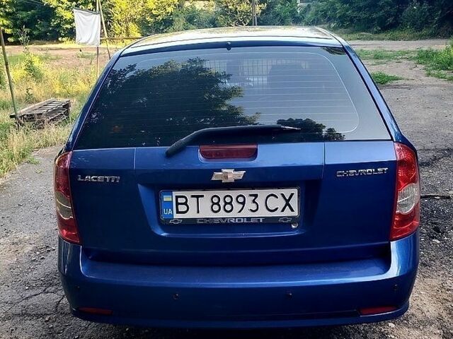Синий Шевроле Лачетти, объемом двигателя 1.8 л и пробегом 320 тыс. км за 4000 $, фото 1 на Automoto.ua