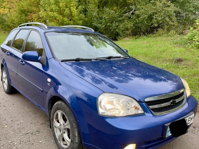 Синий Шевроле Лачетти, объемом двигателя 1.6 л и пробегом 200 тыс. км за 3999 $, фото 1 на Automoto.ua