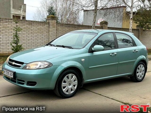 Зелений Шевроле Лачетті, об'ємом двигуна 1.8 л та пробігом 214 тис. км за 4000 $, фото 1 на Automoto.ua