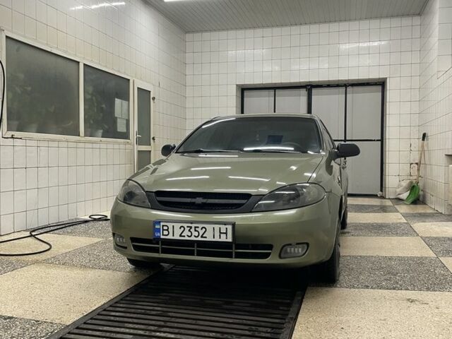 Зелений Шевроле Лачетті, об'ємом двигуна 1.6 л та пробігом 250 тис. км за 4500 $, фото 1 на Automoto.ua