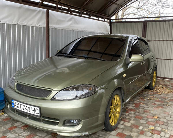 Зелений Шевроле Лачетті, об'ємом двигуна 1.8 л та пробігом 220 тис. км за 4100 $, фото 1 на Automoto.ua
